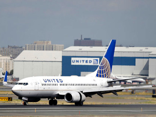 Woman scheduled on United Airlines plane mistakenly sent to California rather than Paris