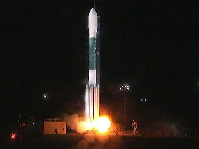 Rocket launches from Vandenberg to carry weather satellite into orbit