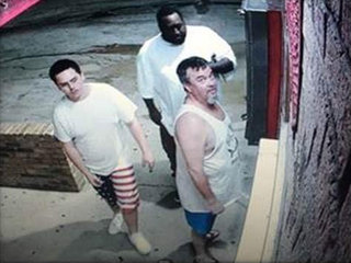 3 men wanted for stealing coins from car wash