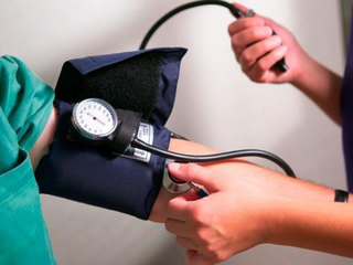 Bull's eye maculopathy hydroxychloroquine