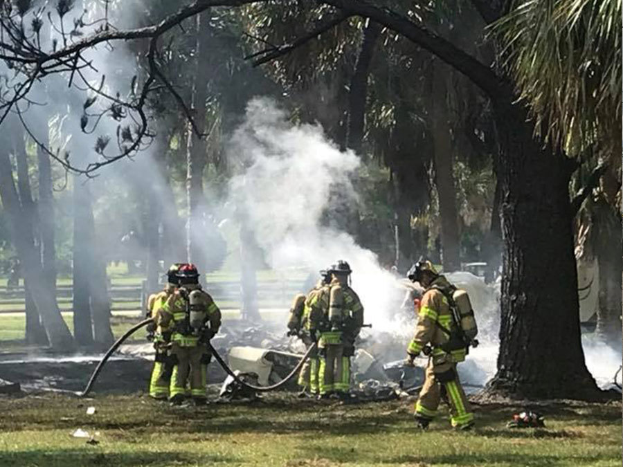 Small plane crashes in Lake Worth - wptv.com